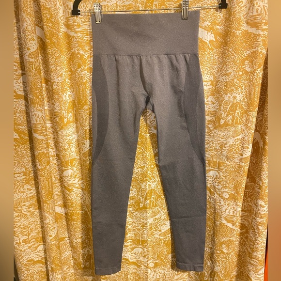 NVGTN seamless contour legging - Picture 5 of 7